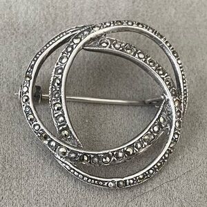 Vintage Art Deco Sterling Silver (925) Marcasite Infinity Dress Clip/Pin/Brooch